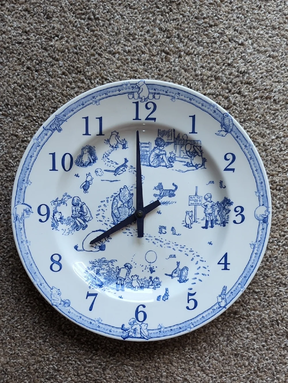 2003 Spode Classic Winnie The Pooh Clock Plate